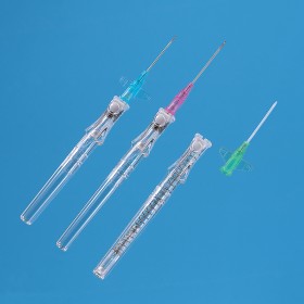 Cathéter de sécurité BD Insyte Autoguard™ avec ou sans ailettes, x 50